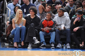 Howard Stern & Beth-O At Knicks Game