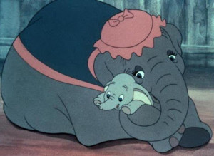 Dumbo, di Walt Disney (1941) Regia di Ben Sharpsteen Racconto di Helen ...