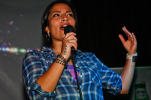 Rap scene, may viewing ana born