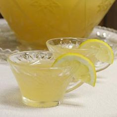 Easy Punch - lemonade, white grape juice, gingerale More