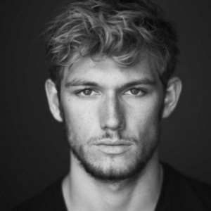 Alex Pettyfer.