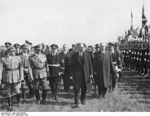 ... Neville Chamberlain, and Joachim von Ribbentrop at the München