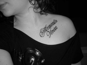 Memento Vivere 'remember to live'