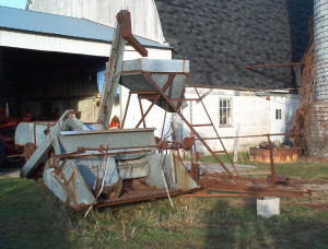 international harvester pull type combines