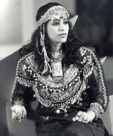 Ofra Haza, Yemenite-JEWISH musician in traditional clothingMusic Style ...