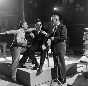 MV5BNDM3OTU5ODExMV5BMl5BanBnXkFtZTcwMDg2ODAyMw@@._V1_SY488_SX500_AL ...