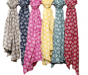 10 essential scarf knots