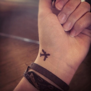 60 Small And Simple Wrist Tattoos For Women