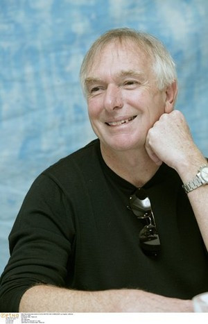 Peter Weir at the press junket for his film MASTER AND COMMANDER Los