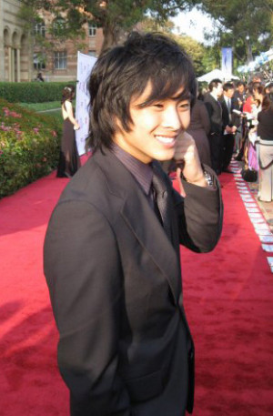 Justin Chon » justin-chon-4