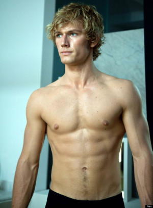 Alex Pettyfer For '50 Shades Of Grey'? These Half-Naked Pictures Prove ...