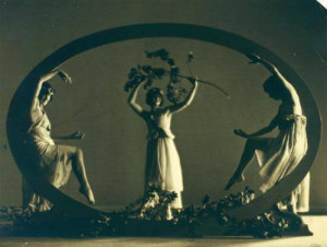 Doris Humphrey, Betty May & Claire Niles,1919