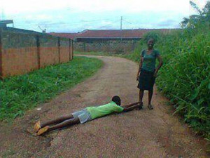 ... de la femme : Elles exigent aujourd´hui des hommes au foyer