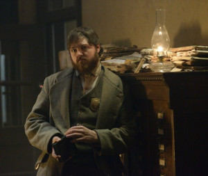 MV5BMjE4NTU5MTg5NV5BMl5BanBnXkFtZTcwNjMwMDc3OQ@@._V1_SY533_CR85,0 ...