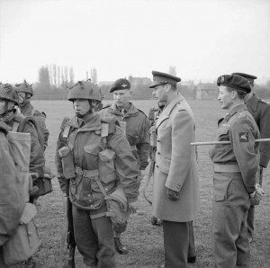 King George VI inspects paratroops of 6th Airborne Division, 16 March ...