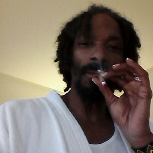 We Can't Even: Snoop Dogg Has French Tips!