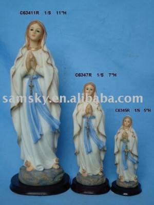 religious_statues_Our_Lady_of_Lourdes.jpg
