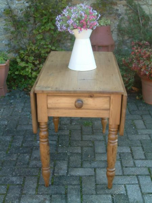 Antique A Restored Victorian Antique Pine Pembroke Table