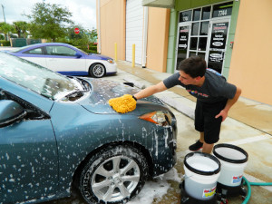How To: Wash & Wax Your Car in 10 Minutes