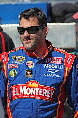 Tony Stewart is a popular guy at plate tracks. (RacinToday/HHP photo ...