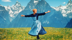 Carrie Underwood Will Star In The Re-Make Of THE SOUND OF MUSIC