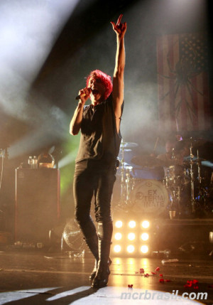 Did Gerard Way Get Married Tshirt Picture