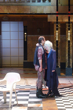 who does odysseus friend on his trip