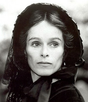 aktris geraldine chaplin menggambarkan ibunya di dalam film chaplin ...