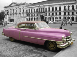 cars-car-picture-pink-classic-cuba-Fujur.jpg