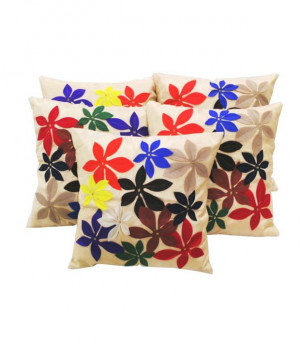 Zikrak Exim Felt Flower Patch Cushion Cover Beige 30/30 Cm (5 Pcs Set)