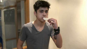 Heres Zayn Malik Shirtless