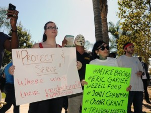 LOS ANGELES — Several hundred protesters took to the streets of Los ...