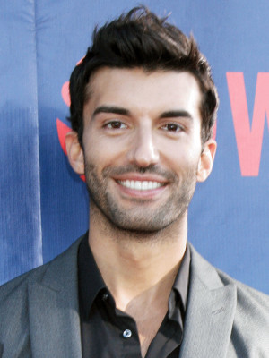 Justin Baldoni Biography