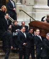 Andrew Cuomo delivers emotional eulogy for 'pop' Mario Cuomo before ...