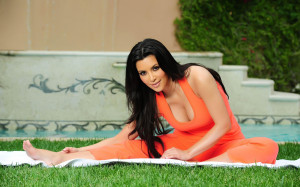 The Kim Kardashians of yoga