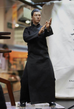 Re: Enterbay - Donnie Yen Ip Man - Specs & pics