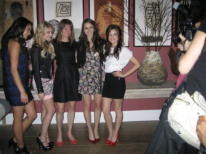 Sara Shepard and the Pretty Little Liars cast in NYC