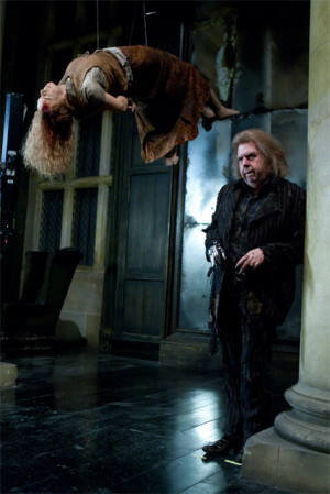 Wormtail at Malfoy Manor, handling the prisoners