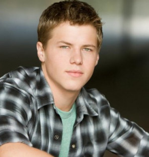 Kevin Schmidt is new to The Young and the Restless. He's playing Nick ...