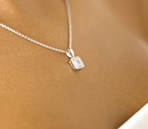 ... .blogspot.com/2011/09/square-diamond-pendant-necklace.html