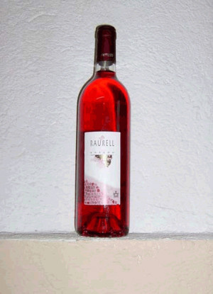 Dry_Rose_Wine_From_Spain.jpg