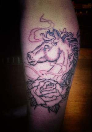 Post hier je tattoos/piercings!!!