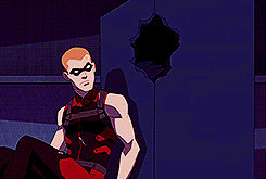 epilepsy warning LMAOOO arsenal young justice mine: gif yj spoilers tv ...