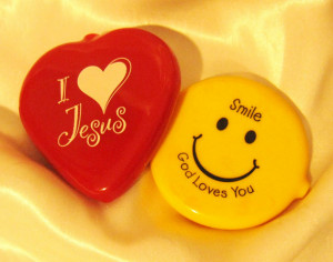 Vintage Love Jesus Heart