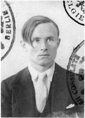 christopher isherwood's passport photo? #berlin #germany #hotties # ...
