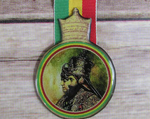 King and Queen Rasta Badge/Pin/Butt on ~ (Ribbon) ...