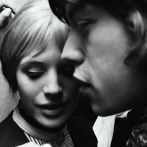 Marianne Faithfull Biography