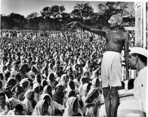 mahatma gandhi at india independence day pictures 1947