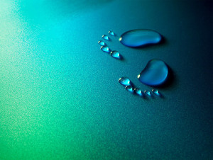 water drop footprints live_life_fullest_5
