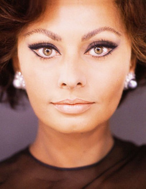 Sophia Loren - Cat's Eyes